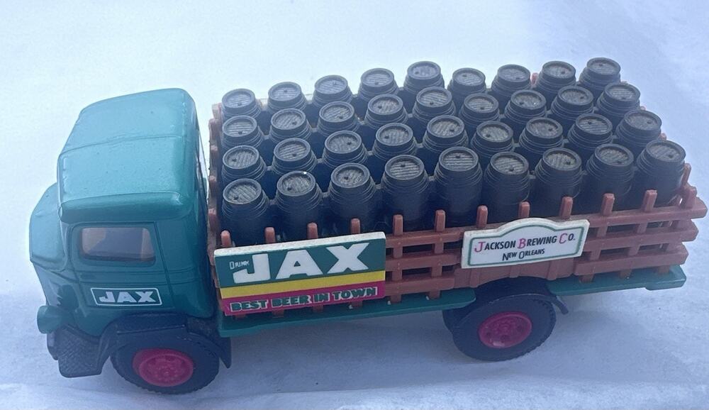 AHL " Diecast GMC T-70 Stake Bed JAX BEER Delivery Truck w Barrels A112